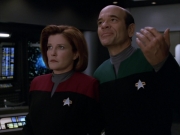 extant_StarTrek_VOY_5x07-InfiniteRegress_01994.jpg