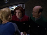 extant_StarTrek_VOY_5x07-InfiniteRegress_02011.jpg