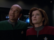 extant_StarTrek_VOY_5x07-InfiniteRegress_02048.jpg