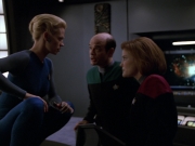 extant_StarTrek_VOY_5x07-InfiniteRegress_02065.jpg