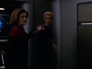extant_StarTrek_VOY_5x07-InfiniteRegress_02079.jpg