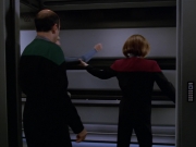 extant_StarTrek_VOY_5x07-InfiniteRegress_02083.jpg