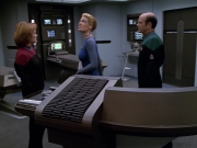extant_StarTrek_VOY_5x07-InfiniteRegress_02103.jpg