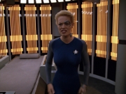 extant_StarTrek_VOY_5x07-InfiniteRegress_02127.jpg