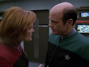 extant_StarTrek_VOY_5x07-InfiniteRegress_02143.jpg