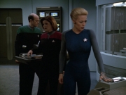 extant_StarTrek_VOY_5x07-InfiniteRegress_02287.jpg