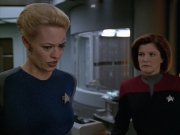 extant_StarTrek_VOY_5x07-InfiniteRegress_02311.jpg