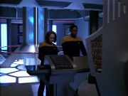 extant_StarTrek_VOY_5x07-InfiniteRegress_02529.jpg