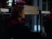 extant_StarTrek_VOY_5x07-InfiniteRegress_02546.jpg