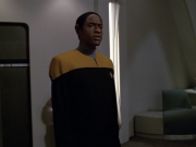 Filename=extant_StarTrek_VOY_5x07-InfiniteRegress_02620.jpg
Filesize=130KiB
Dimensions=1200x900
Date added=Nov 12, 2019 extant_StarTrek_VOY_5x07-InfiniteRegress_02620.jpg