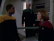Filename=extant_StarTrek_VOY_5x07-InfiniteRegress_02640.jpg
Filesize=147KiB
Dimensions=1200x900
Date added=Nov 12, 2019 extant_StarTrek_VOY_5x07-InfiniteRegress_02640.jpg