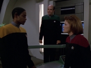 Filename=extant_StarTrek_VOY_5x07-InfiniteRegress_02641.jpg
Filesize=151KiB
Dimensions=1200x900
Date added=Nov 12, 2019 extant_StarTrek_VOY_5x07-InfiniteRegress_02641.jpg