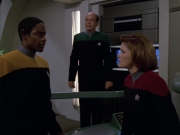Filename=extant_StarTrek_VOY_5x07-InfiniteRegress_02647.jpg
Filesize=140KiB
Dimensions=1200x900
Date added=Nov 12, 2019 extant_StarTrek_VOY_5x07-InfiniteRegress_02647.jpg