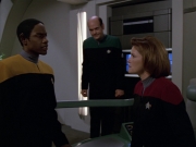 Filename=extant_StarTrek_VOY_5x07-InfiniteRegress_02649.jpg
Filesize=143KiB
Dimensions=1200x900
Date added=Nov 12, 2019 extant_StarTrek_VOY_5x07-InfiniteRegress_02649.jpg