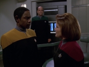 Filename=extant_StarTrek_VOY_5x07-InfiniteRegress_02664.jpg
Filesize=142KiB
Dimensions=1200x900
Date added=Nov 12, 2019 extant_StarTrek_VOY_5x07-InfiniteRegress_02664.jpg