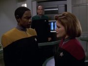 Filename=extant_StarTrek_VOY_5x07-InfiniteRegress_02666.jpg
Filesize=139KiB
Dimensions=1200x900
Date added=Nov 12, 2019 extant_StarTrek_VOY_5x07-InfiniteRegress_02666.jpg