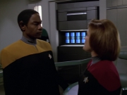Filename=extant_StarTrek_VOY_5x07-InfiniteRegress_02670.jpg
Filesize=138KiB
Dimensions=1200x900
Date added=Nov 12, 2019 extant_StarTrek_VOY_5x07-InfiniteRegress_02670.jpg