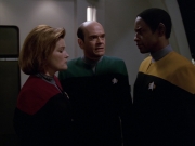 Filename=extant_StarTrek_VOY_5x07-InfiniteRegress_02678.jpg
Filesize=128KiB
Dimensions=1200x900
Date added=Nov 12, 2019 extant_StarTrek_VOY_5x07-InfiniteRegress_02678.jpg