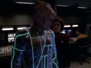 extant_StarTrek_VOY_5x07-InfiniteRegress_02765.jpg