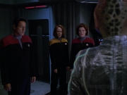 Filename=extant_StarTrek_VOY_5x07-InfiniteRegress_02784.jpg
Filesize=160KiB
Dimensions=1200x900
Date added=Nov 12, 2019 extant_StarTrek_VOY_5x07-InfiniteRegress_02784.jpg
