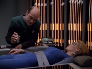 extant_StarTrek_VOY_5x07-InfiniteRegress_02935.jpg