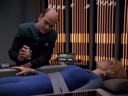 extant_StarTrek_VOY_5x07-InfiniteRegress_02952.jpg