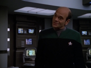 extant_StarTrek_VOY_5x07-InfiniteRegress_03066.jpg