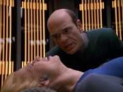 extant_StarTrek_VOY_5x07-InfiniteRegress_03076.jpg
