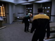 extant_StarTrek_VOY_5x07-InfiniteRegress_03135.jpg