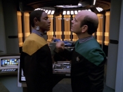 extant_StarTrek_VOY_5x07-InfiniteRegress_03156.jpg