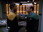 Filename=extant_StarTrek_VOY_5x07-InfiniteRegress_03159.jpg
Filesize=193KiB
Dimensions=1200x900
Date added=Nov 12, 2019 extant_StarTrek_VOY_5x07-InfiniteRegress_03159.jpg