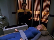extant_StarTrek_VOY_5x07-InfiniteRegress_03204.jpg