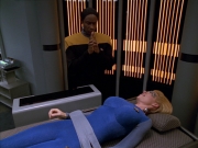 extant_StarTrek_VOY_5x07-InfiniteRegress_03205.jpg