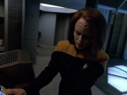 Filename=extant_StarTrek_VOY_5x07-InfiniteRegress_03515.jpg
Filesize=149KiB
Dimensions=1200x900
Date added=Nov 12, 2019 extant_StarTrek_VOY_5x07-InfiniteRegress_03515.jpg