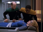 extant_StarTrek_VOY_5x07-InfiniteRegress_03627.jpg