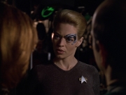 extant_StarTrek_VOY_5x07-InfiniteRegress_03728.jpg