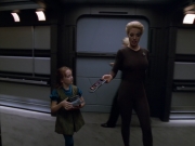 extant_StarTrek_VOY_5x07-InfiniteRegress_03763.jpg