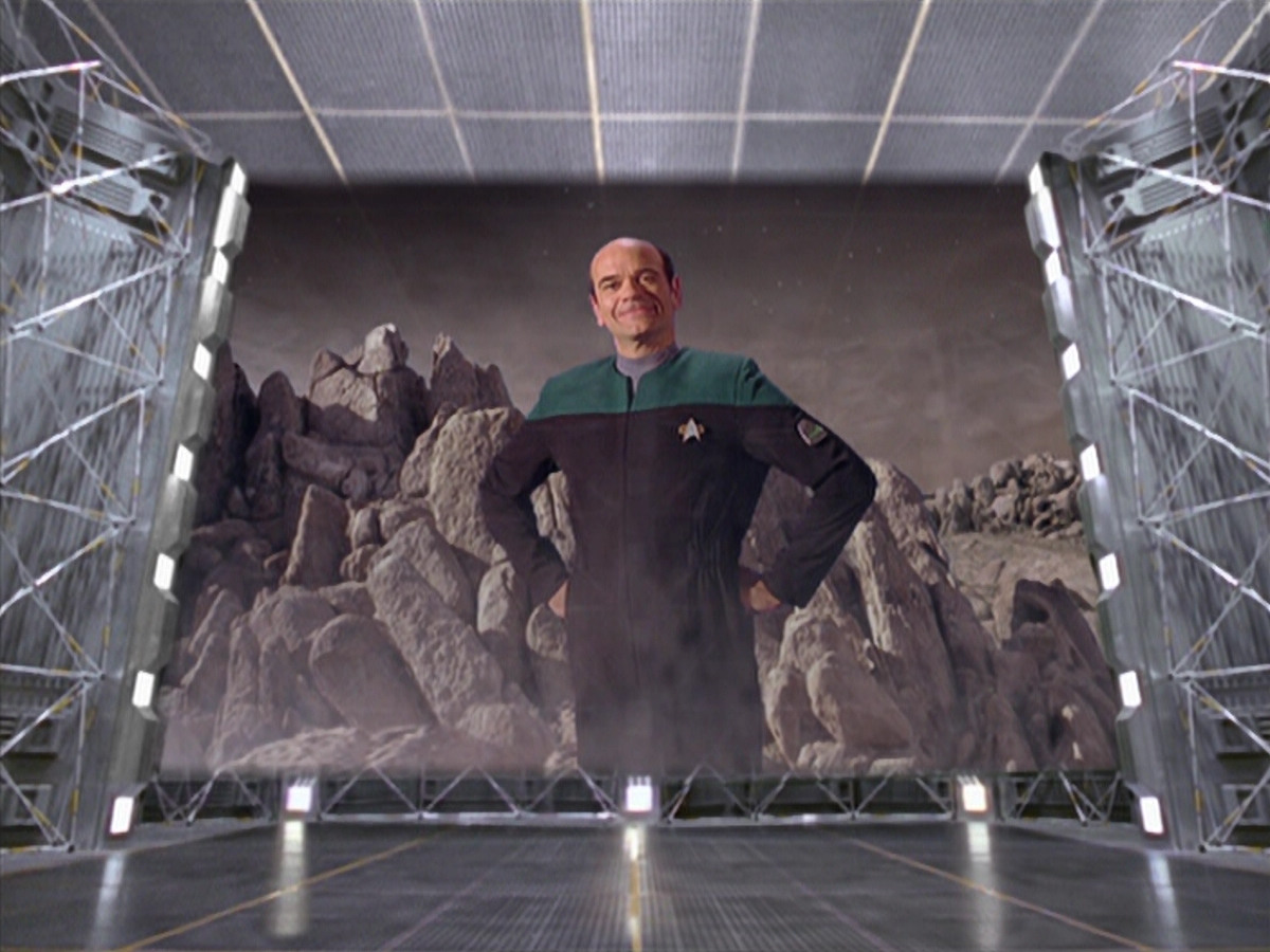 extant_StarTrek_VOY_5x08-NothingHuman_00003.jpg