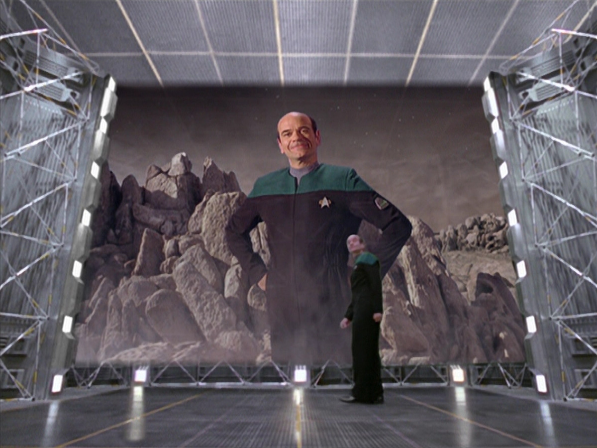 extant_StarTrek_VOY_5x08-NothingHuman_00009.jpg
