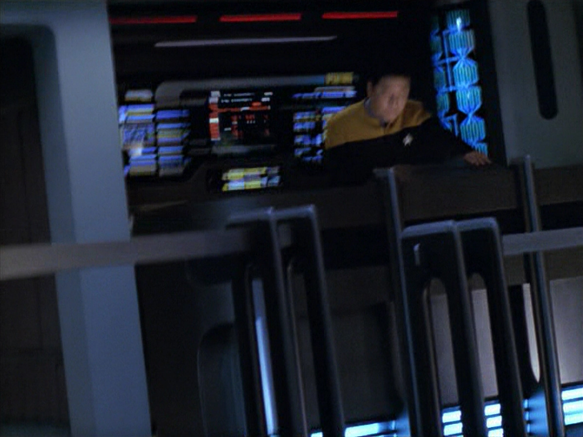 extant_StarTrek_VOY_5x08-NothingHuman_00245.jpg