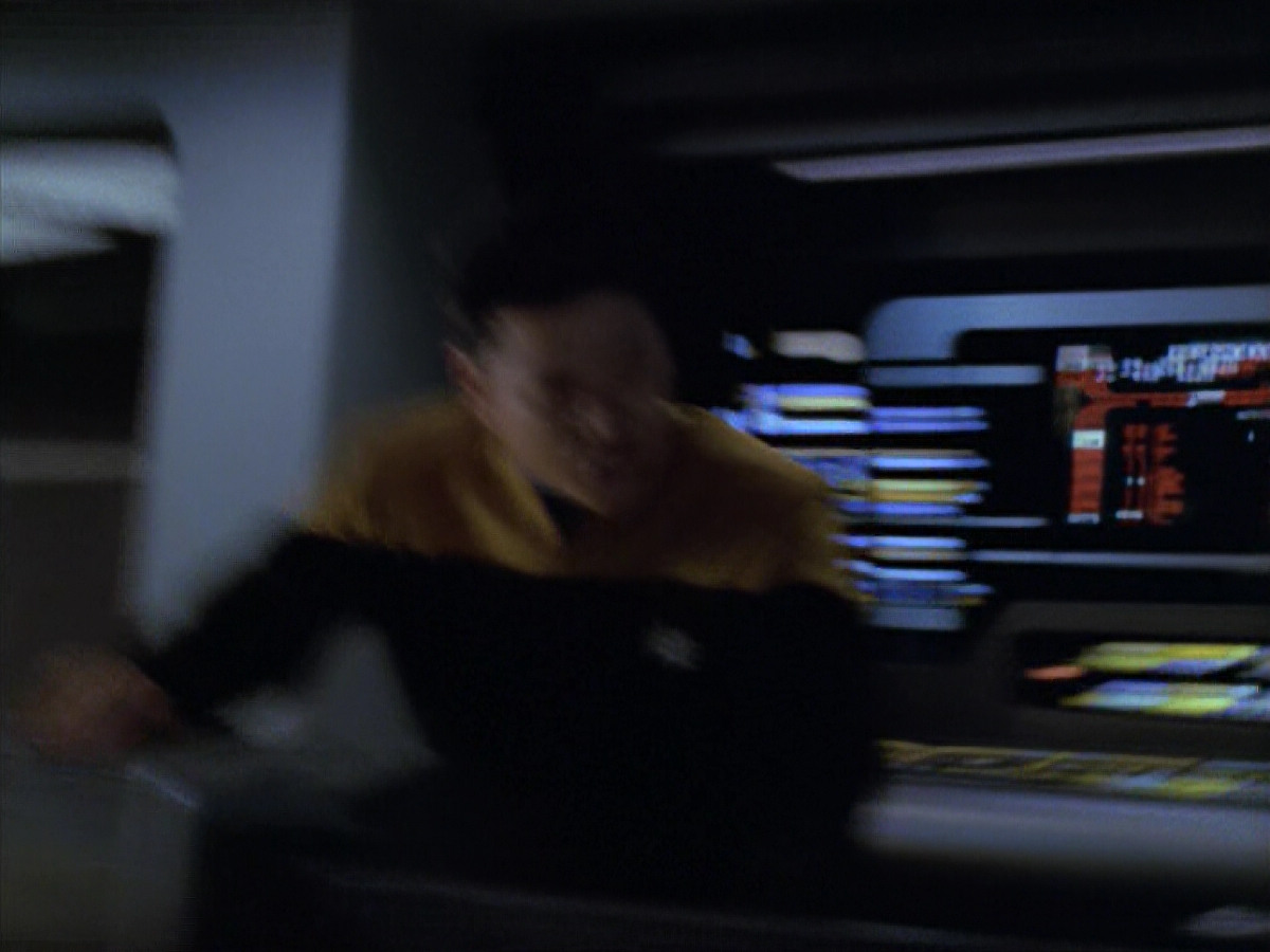 extant_StarTrek_VOY_5x08-NothingHuman_00254.jpg