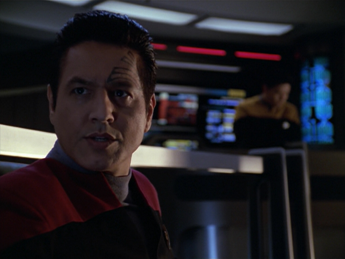 extant_StarTrek_VOY_5x08-NothingHuman_00437.jpg