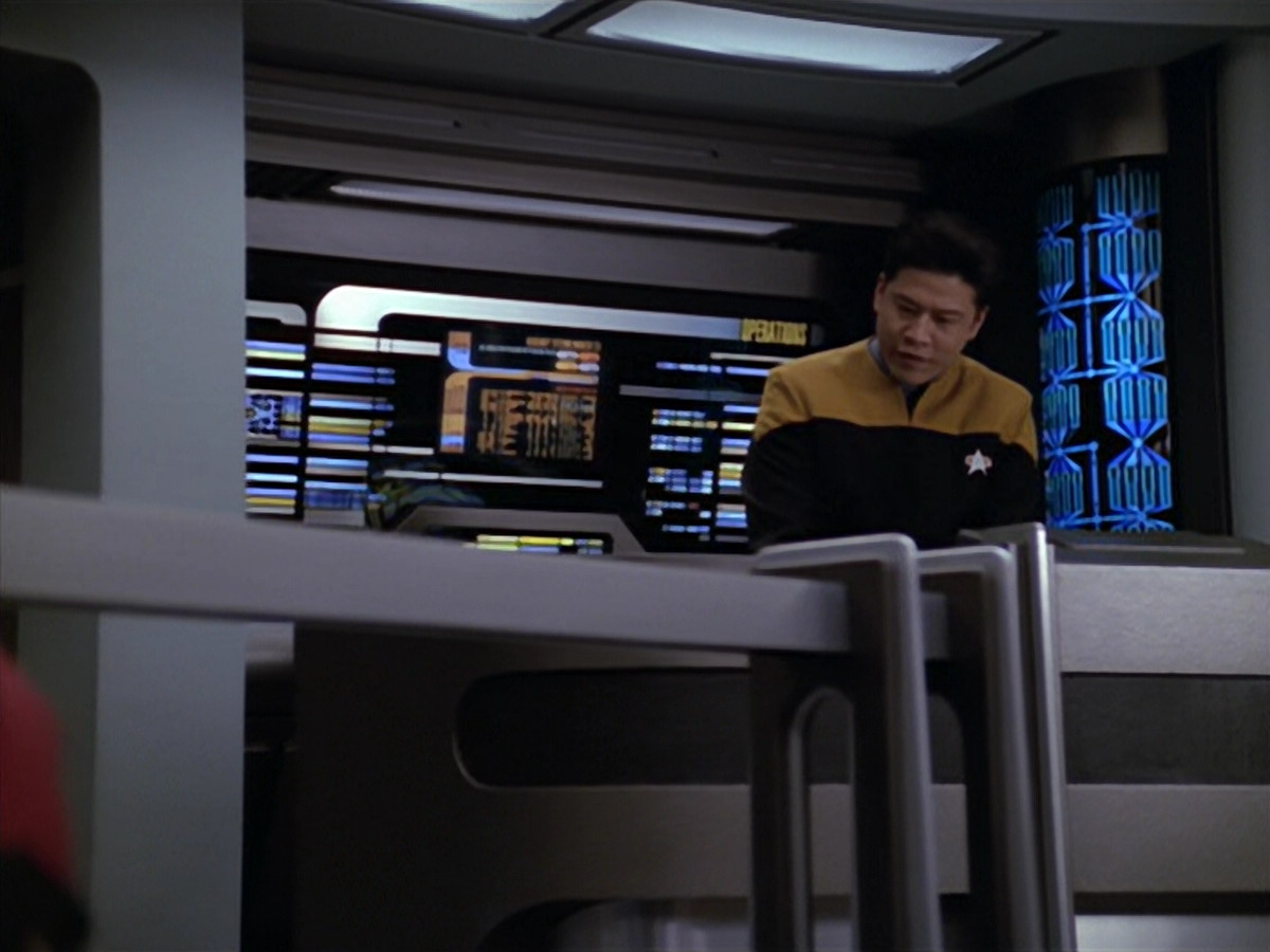 extant_StarTrek_VOY_5x08-NothingHuman_00450.jpg