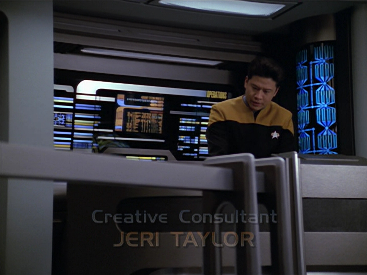 extant_StarTrek_VOY_5x08-NothingHuman_00451.jpg