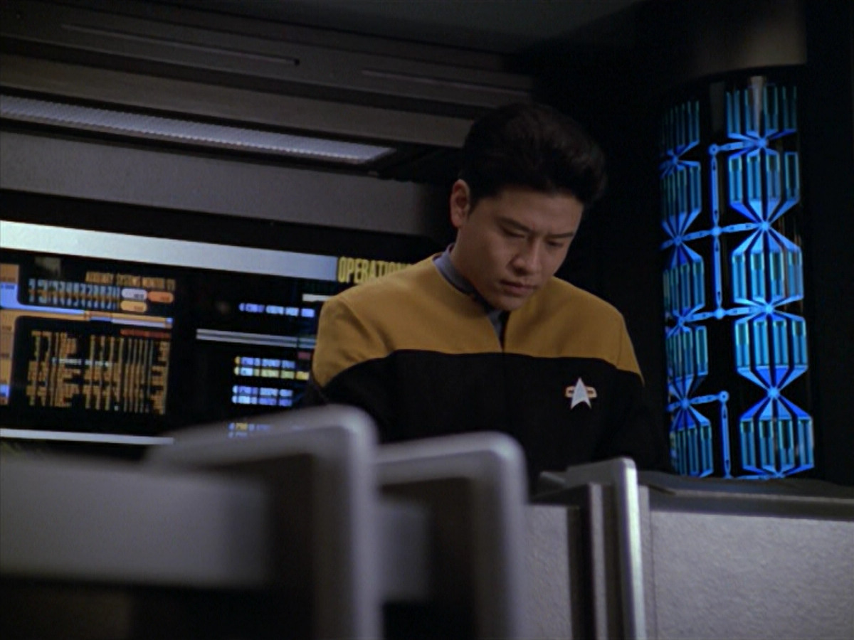 extant_StarTrek_VOY_5x08-NothingHuman_00476.jpg