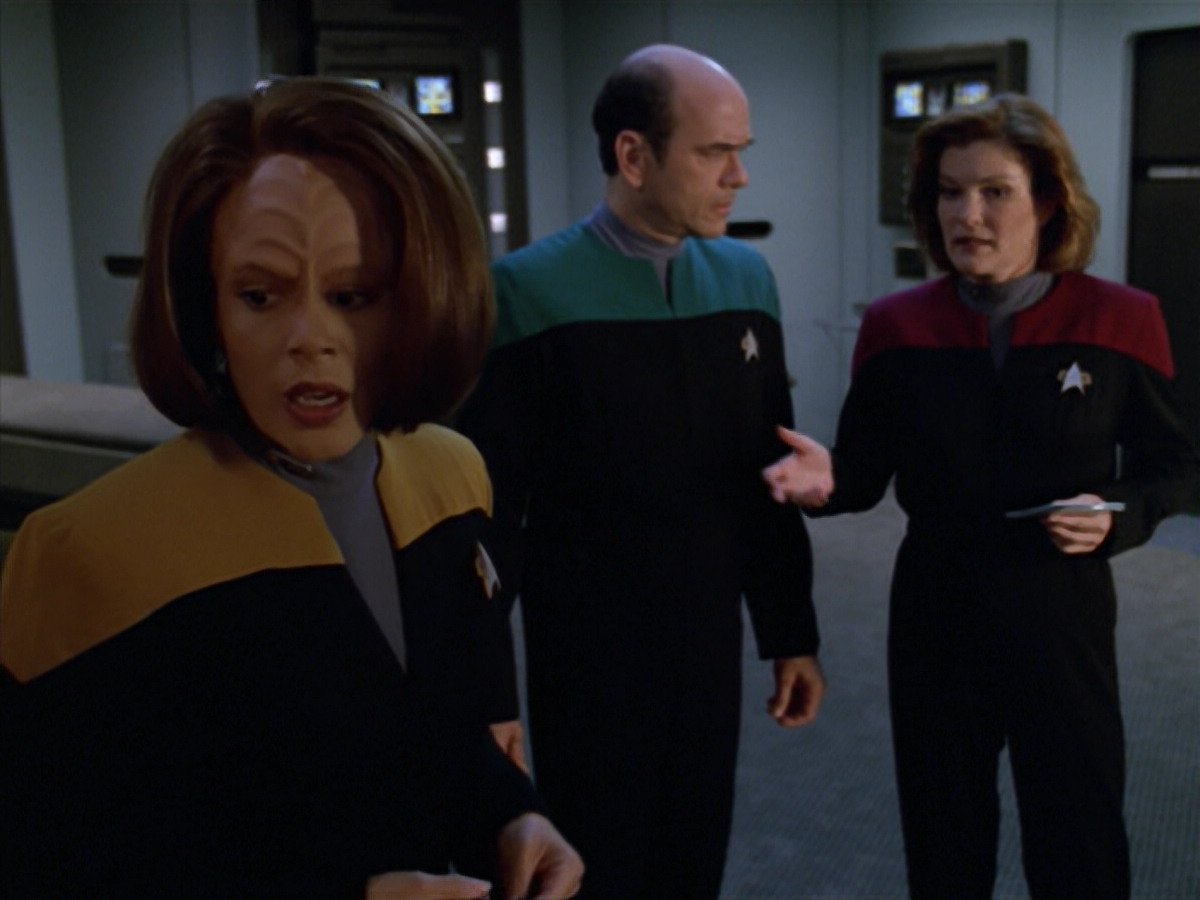 extant_StarTrek_VOY_5x08-NothingHuman_00586.jpg