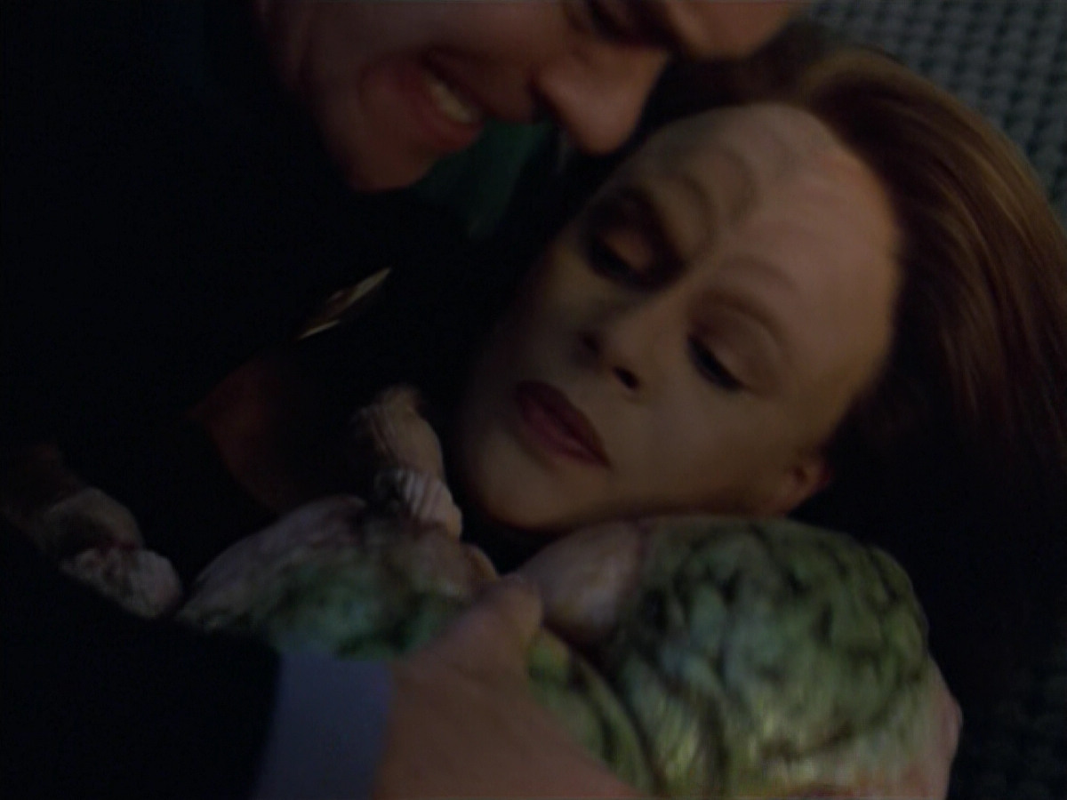 extant_StarTrek_VOY_5x08-NothingHuman_00600.jpg