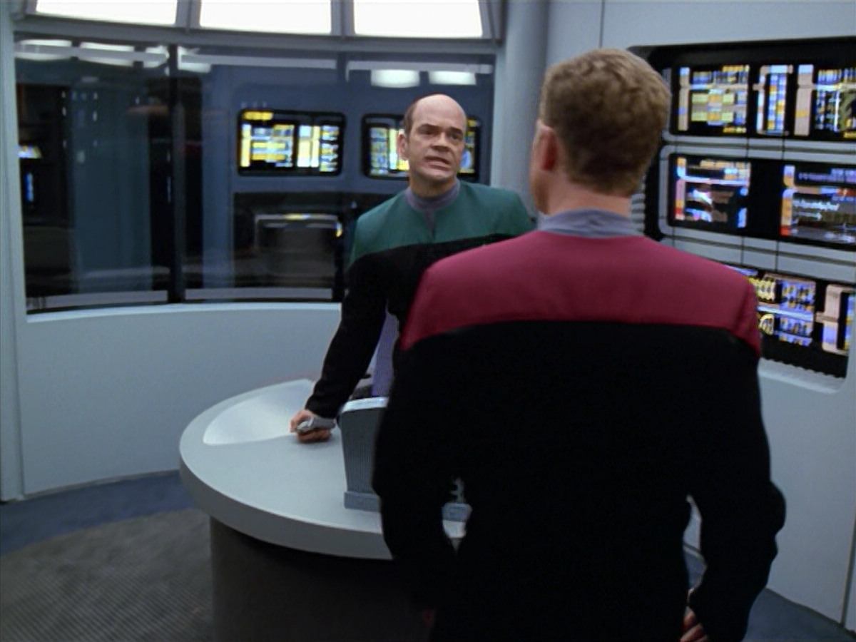 extant_StarTrek_VOY_5x08-NothingHuman_00668.jpg