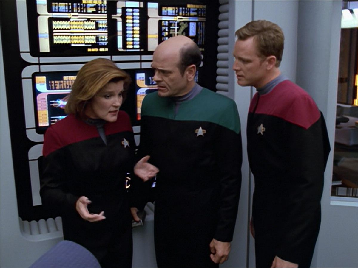 extant_StarTrek_VOY_5x08-NothingHuman_00709.jpg