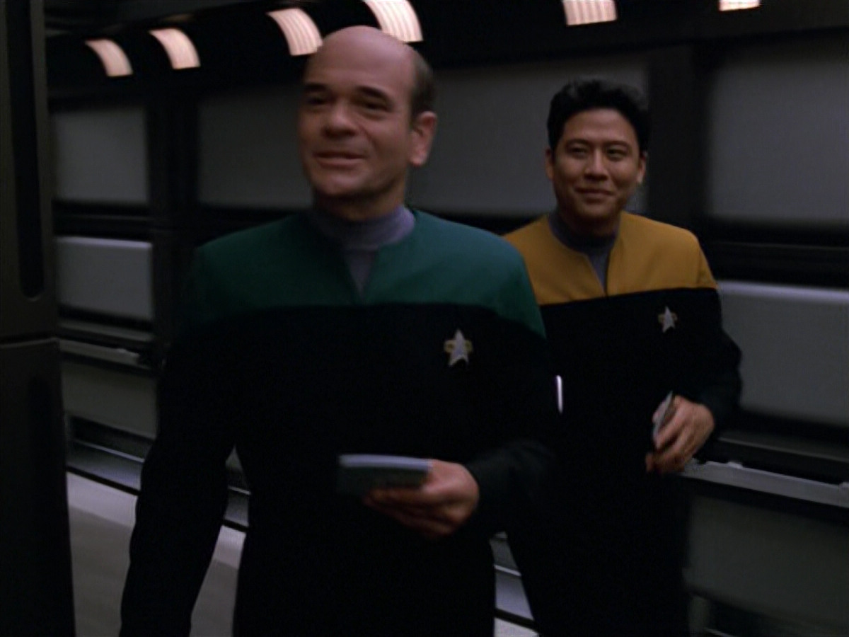 extant_StarTrek_VOY_5x08-NothingHuman_00746.jpg